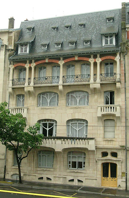 Lombard building