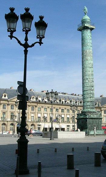 Vendome
column